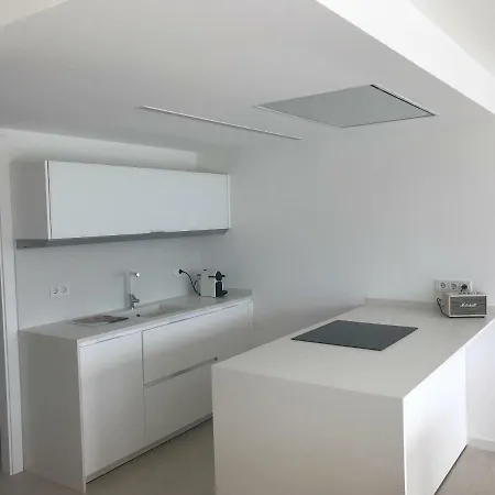 Exclusive Aiguamolls Apartment Roses