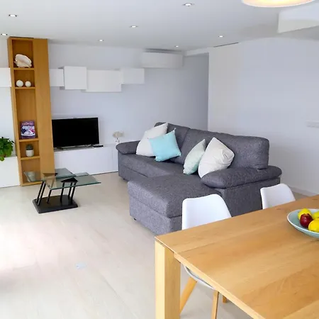 Exclusive Aiguamolls Apartment Roses