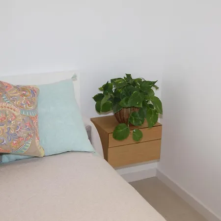 Exclusive Aiguamolls Apartment Roses